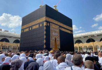 Umrah: Perjalanan Spiritual yang Mengubah Hidup