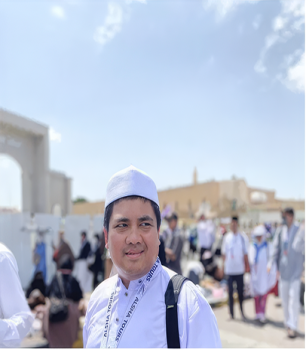 Ustadz Rifqi Haitami